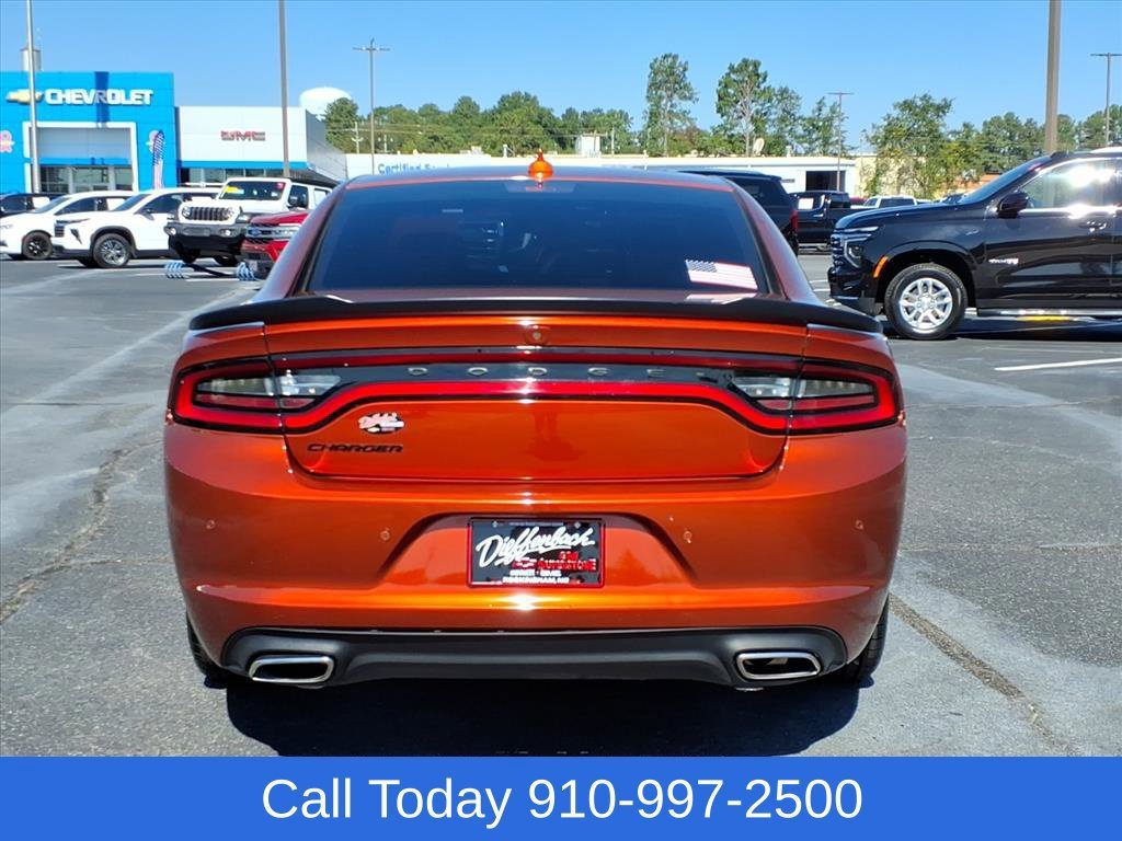 Used 2023 Orange Dodge SXT image 4