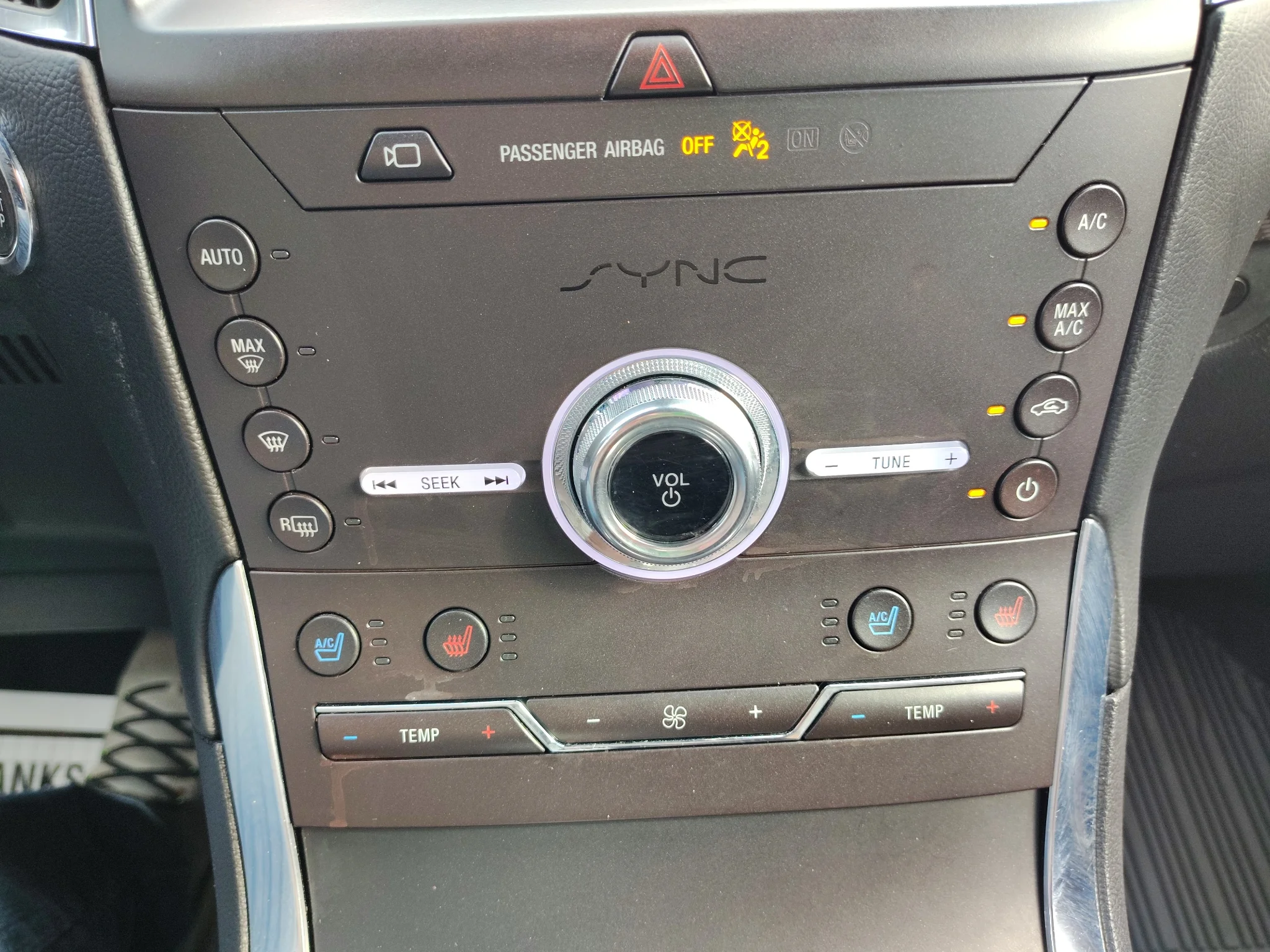 Used 2020 Desert Gold Metallic Ford Titanium image 22