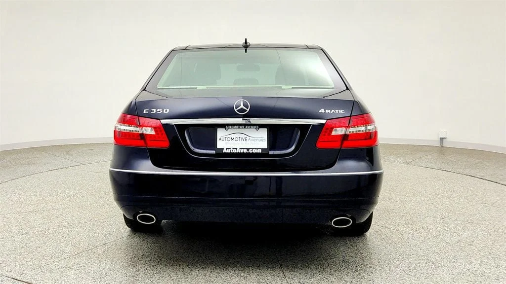 Used 2010 Capri Blue Metallic Mercedes-Benz 4dr Sedan E 350 Luxury 4MATIC® image 6