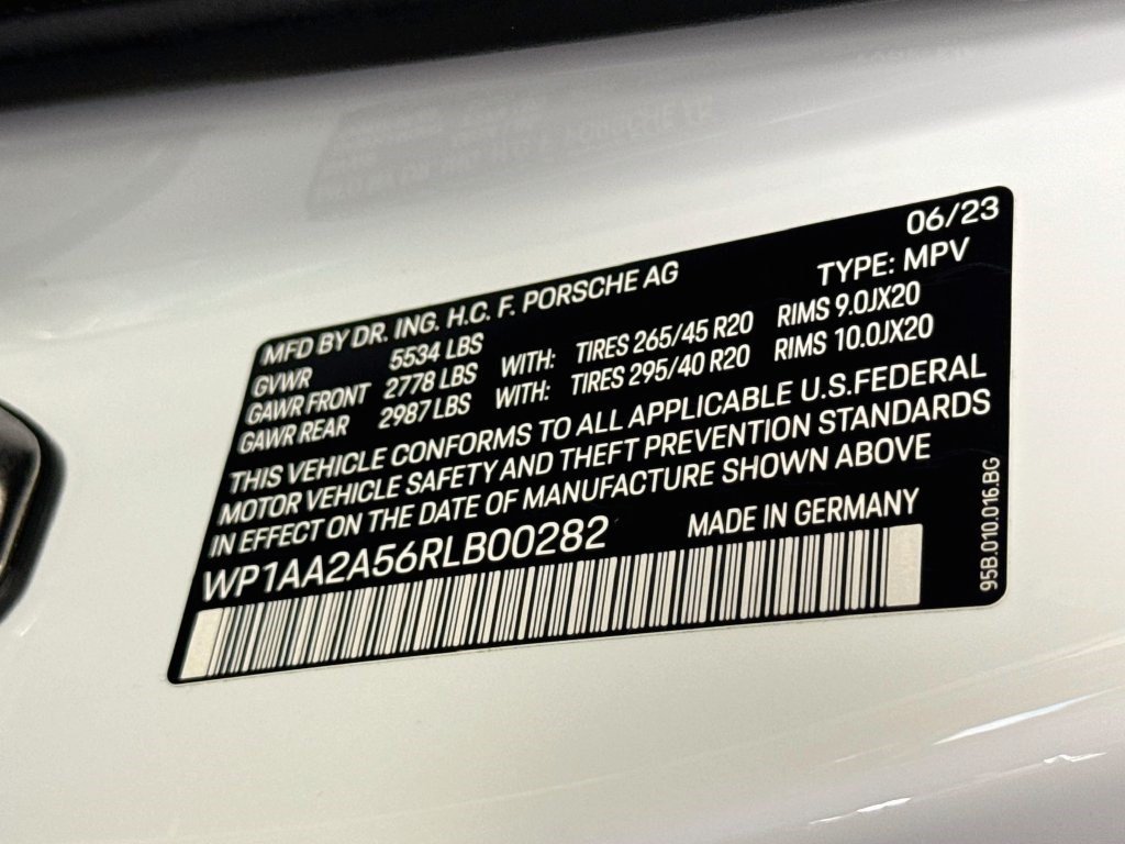 Used 2024 White Porsche Base image 36