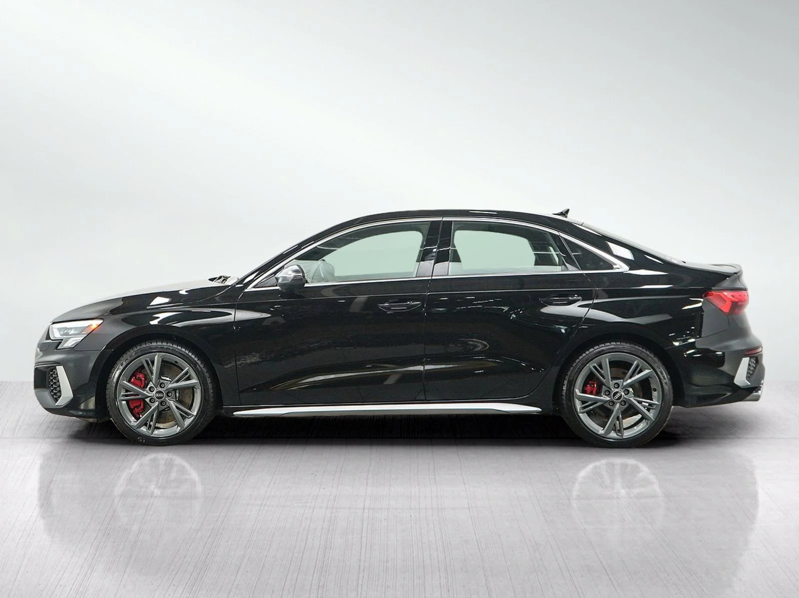 Used 2022 Audi S3 Komfort with VIN WAUG3CGY0NA087318 for sale in Wayzata, Minnesota