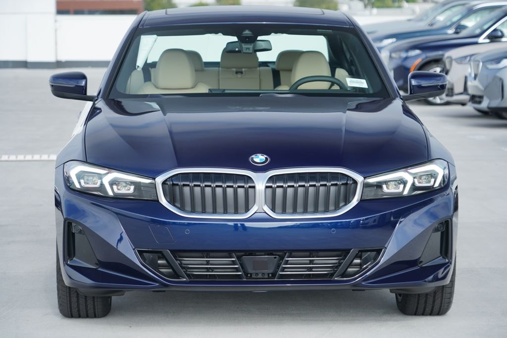 New 2026 Tanzanite Blue II Metallic BMW 330i image 2
