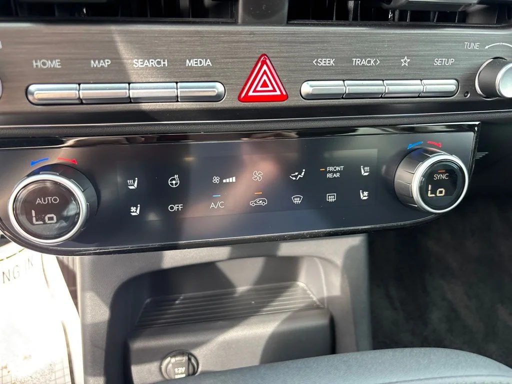 Certified Used 2026 Black Hyundai SEL Premium image 29