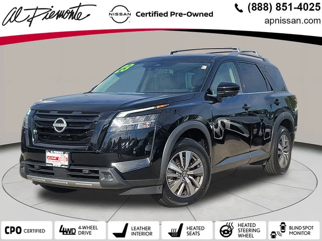 2023 Nissan Pathfinder SL