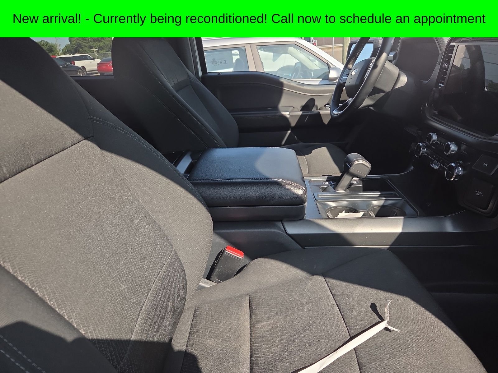Used 2024 Oxford White Ford XLT image 7