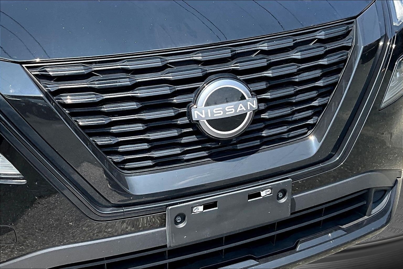 Used 2023 Black Nissan SV image 30