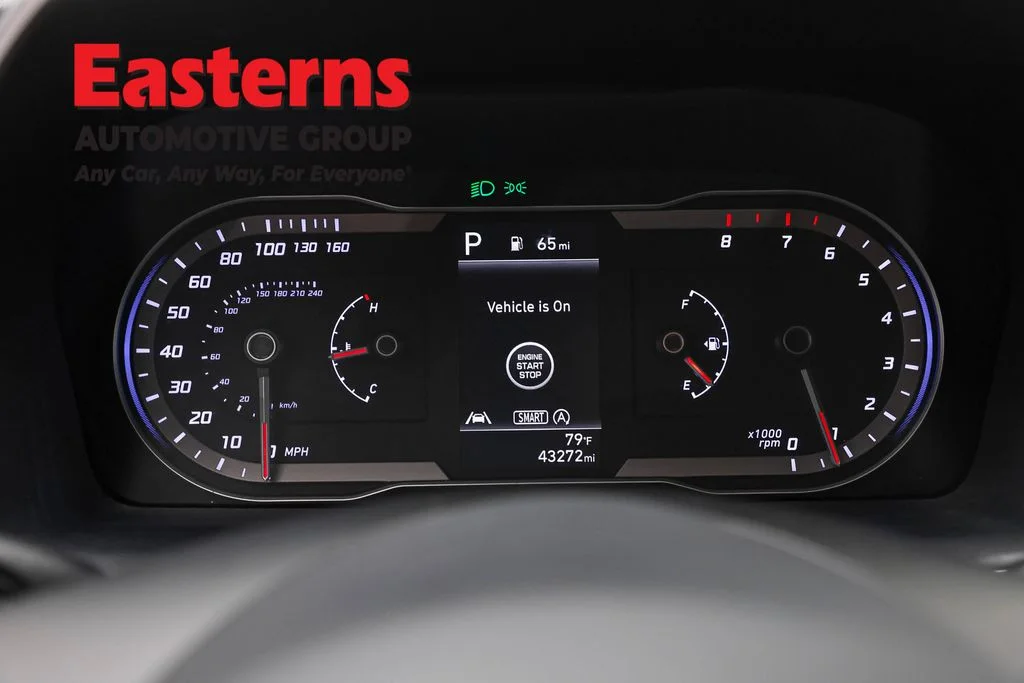 Used 2024 Gray Hyundai SEL image 18