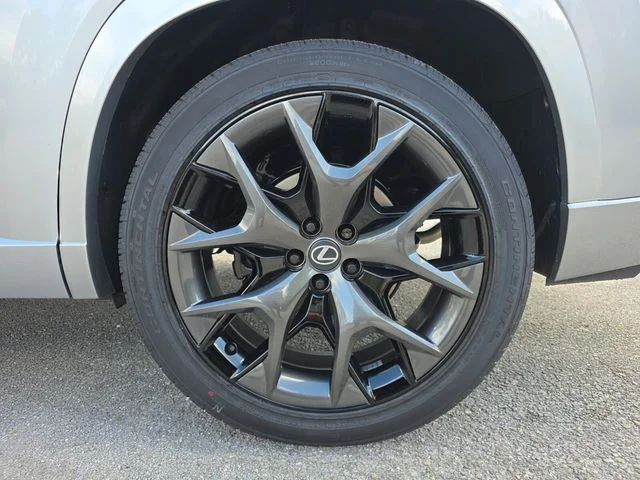 2026 Lexus TX 500h F-Sport Premium - Photo 16