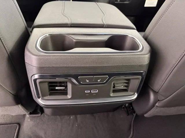 2026 GMC Sierra 1500 SLT - Photo 33
