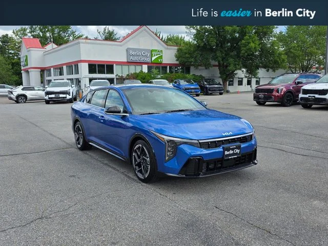 2026 Kia K4 GT-Line Turbo AT's photo