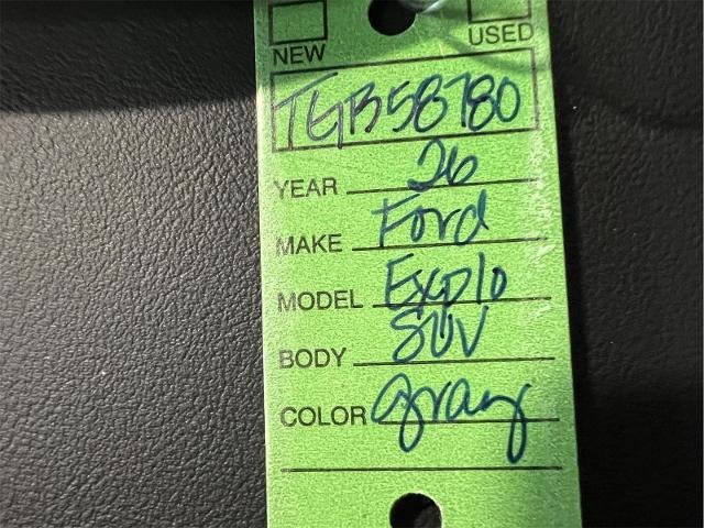 New 2026 Carbonized Gray Metallic Ford Tremor® image 29
