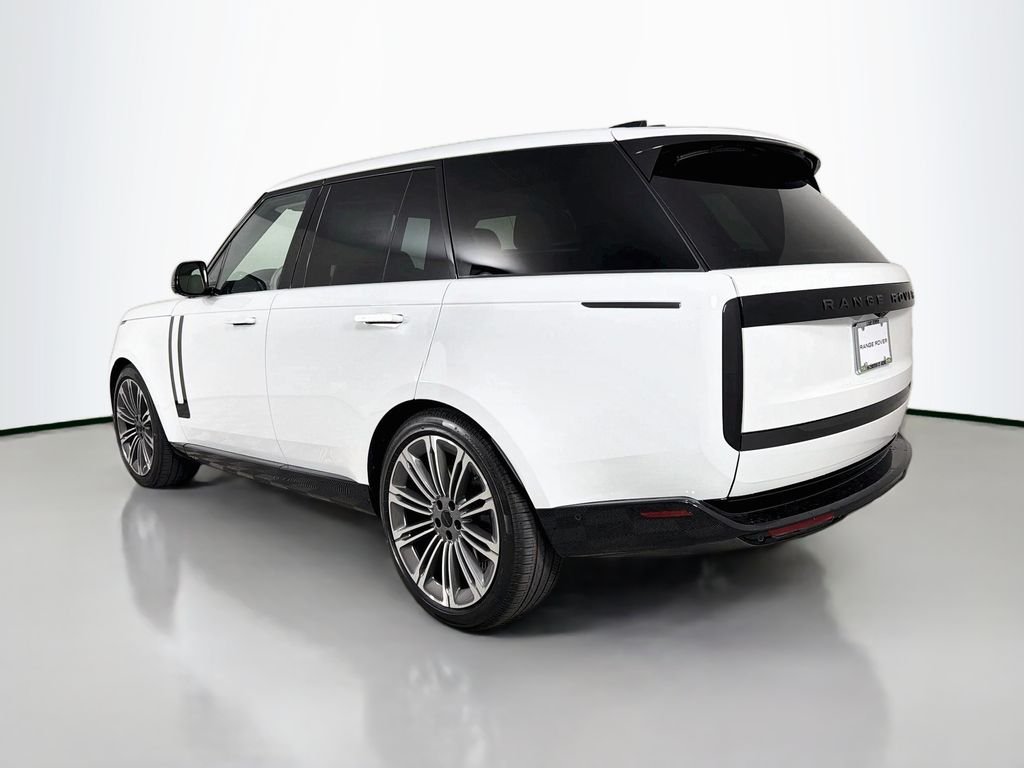 New 2026 Fuji White Land Rover SE image 7