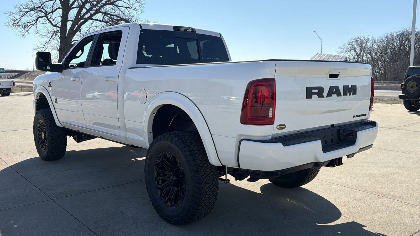 New 2026 Bright White Clear-Coat Exterior Paint RAM Laramie image 9
