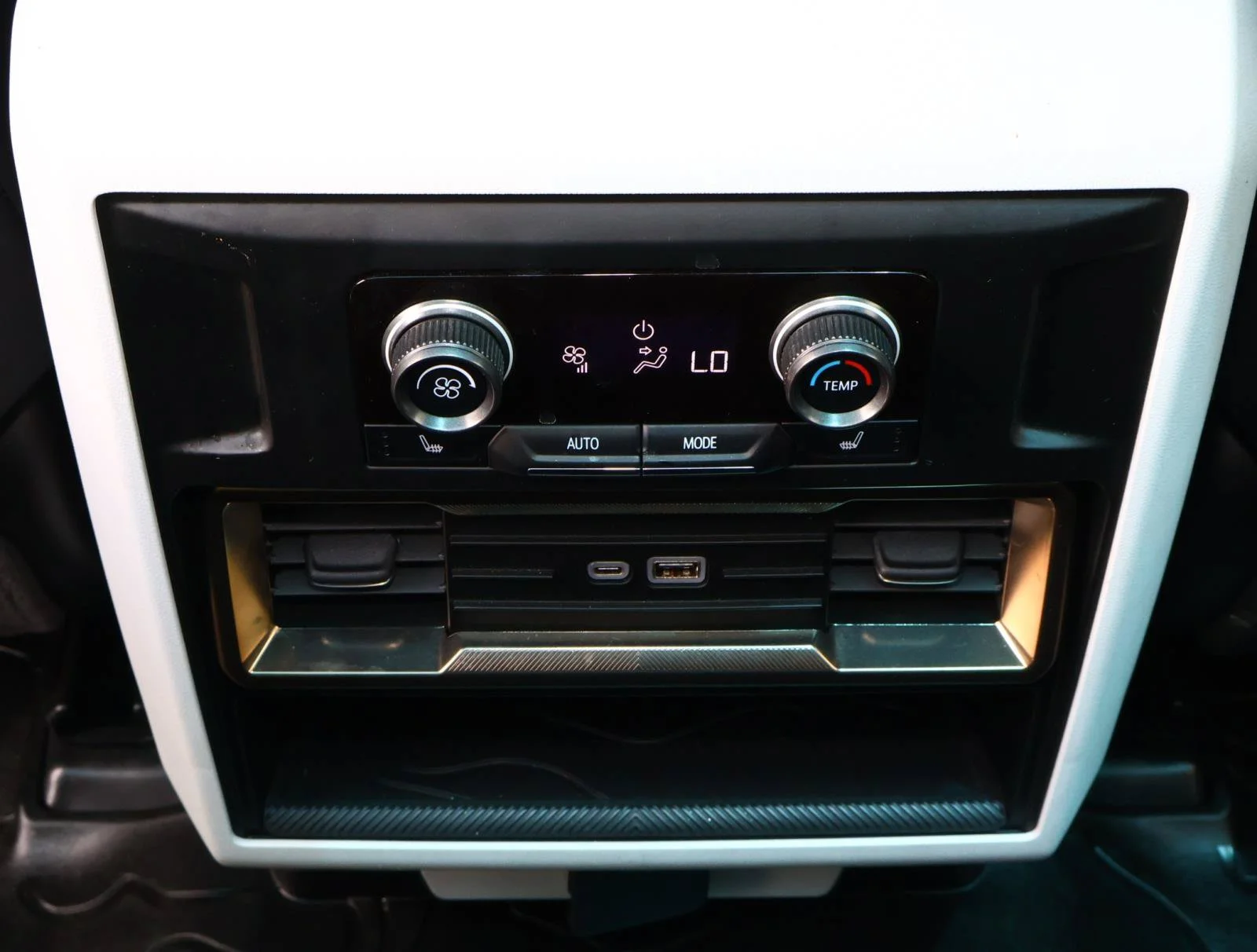 Used 2024 Interstellar White GMC 2X image 13