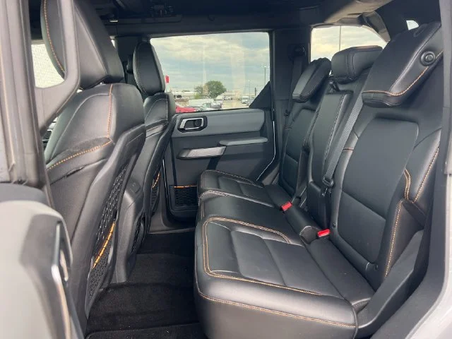 Used 2023 Silver Ford Badlands image 36