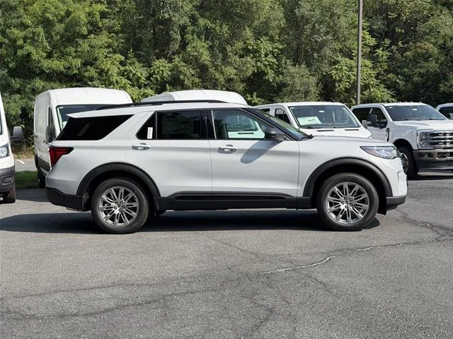 New 2026 Space White Metallic Ford Active image 20