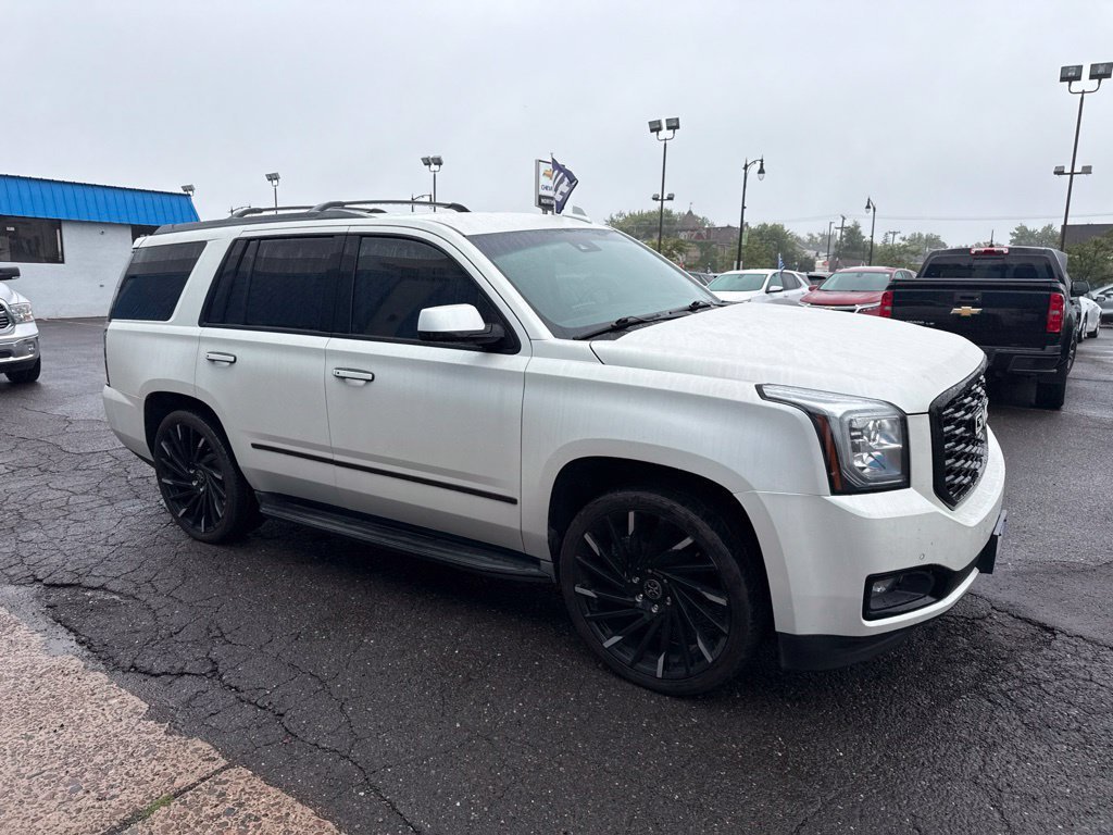 Used 2017 ONYX BLACK GMC Denali image 6