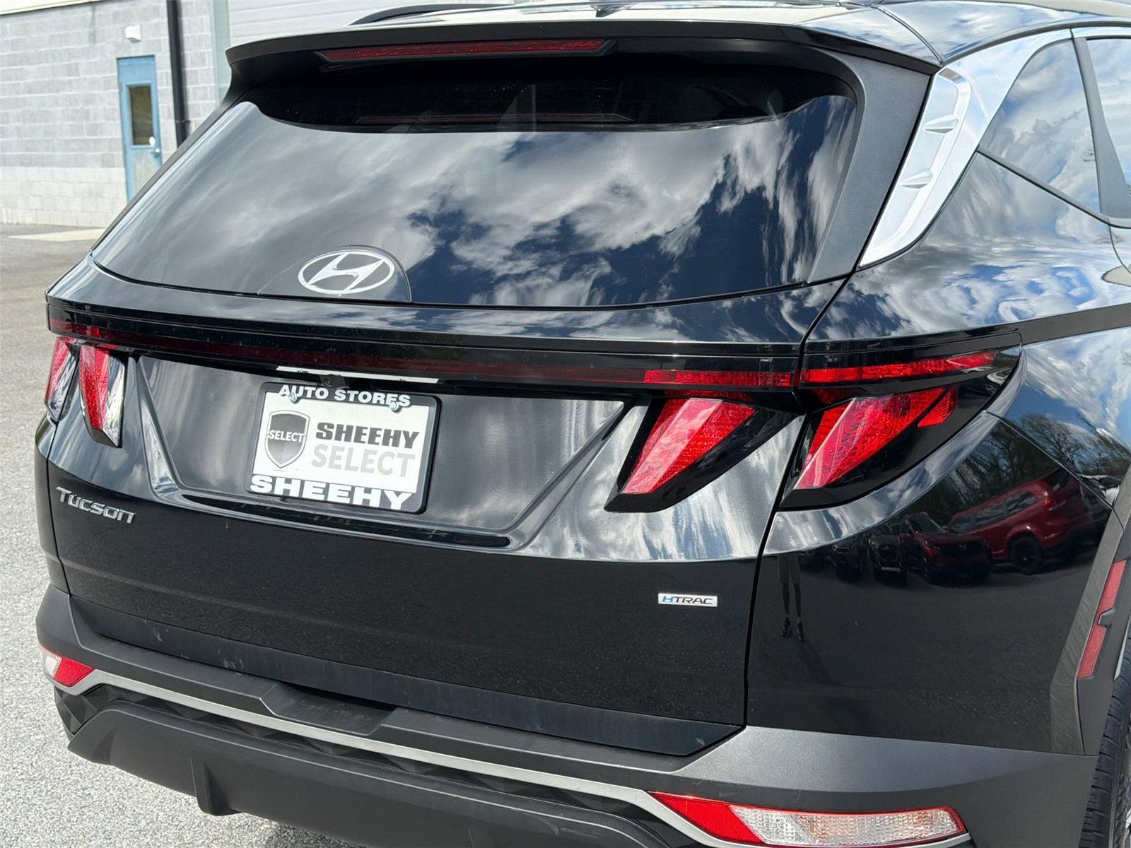 Used 2026 Phantom Black Hyundai SEL image 26