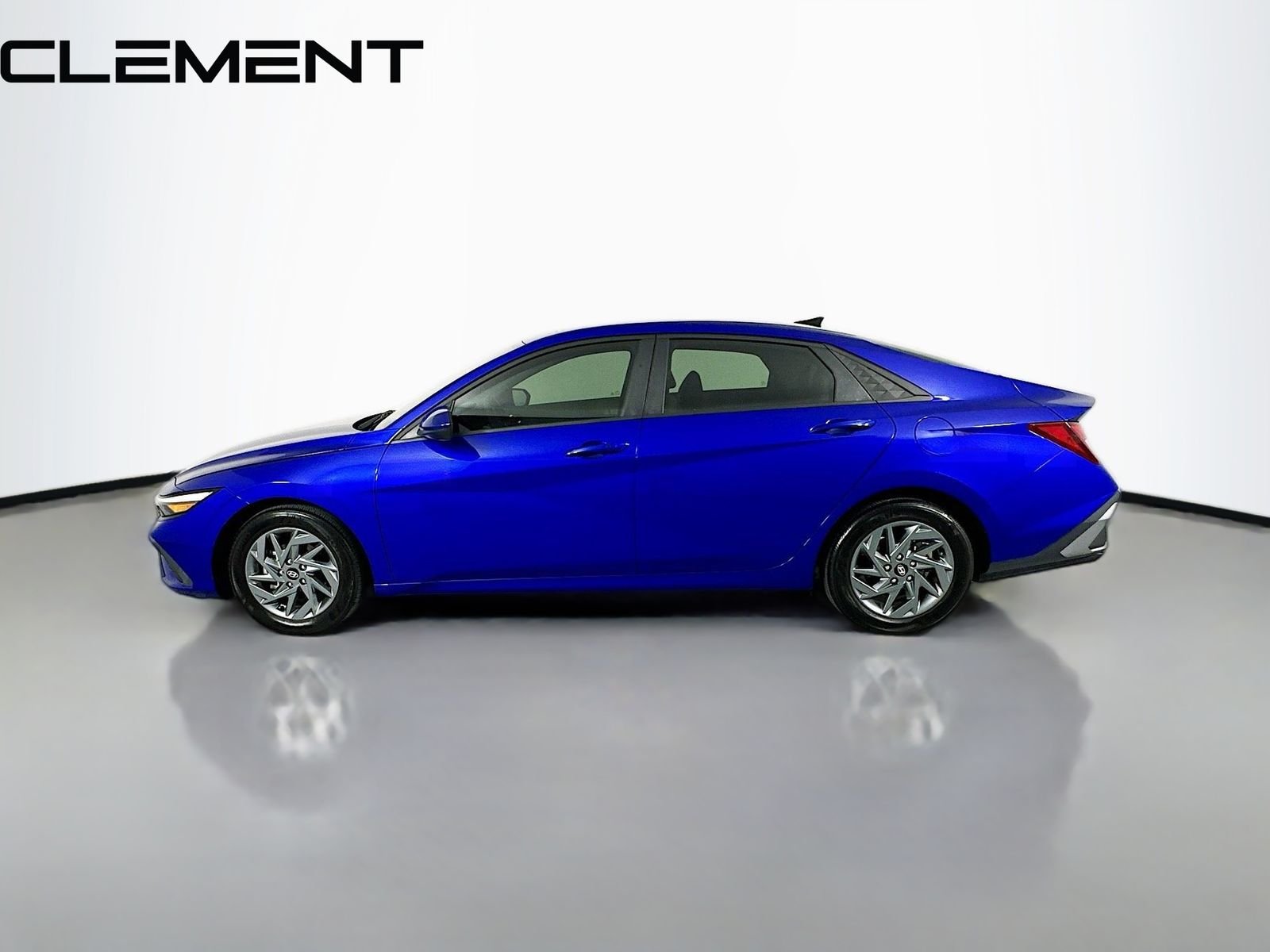 2024 Hyundai Elantra SEL - Photo 6