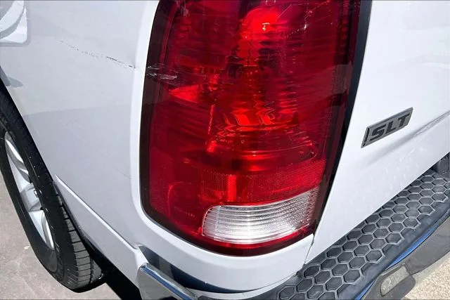 Used 2019 Bright White Clearcoat Ram SLT image 24