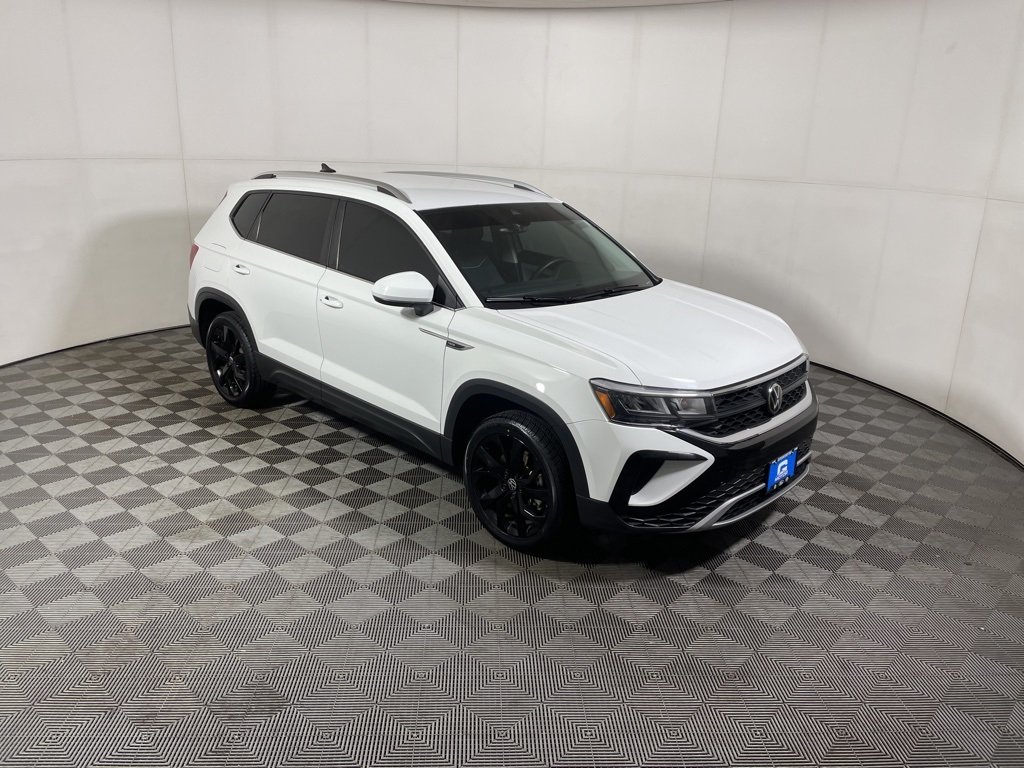 2023 Volkswagen Taos SE