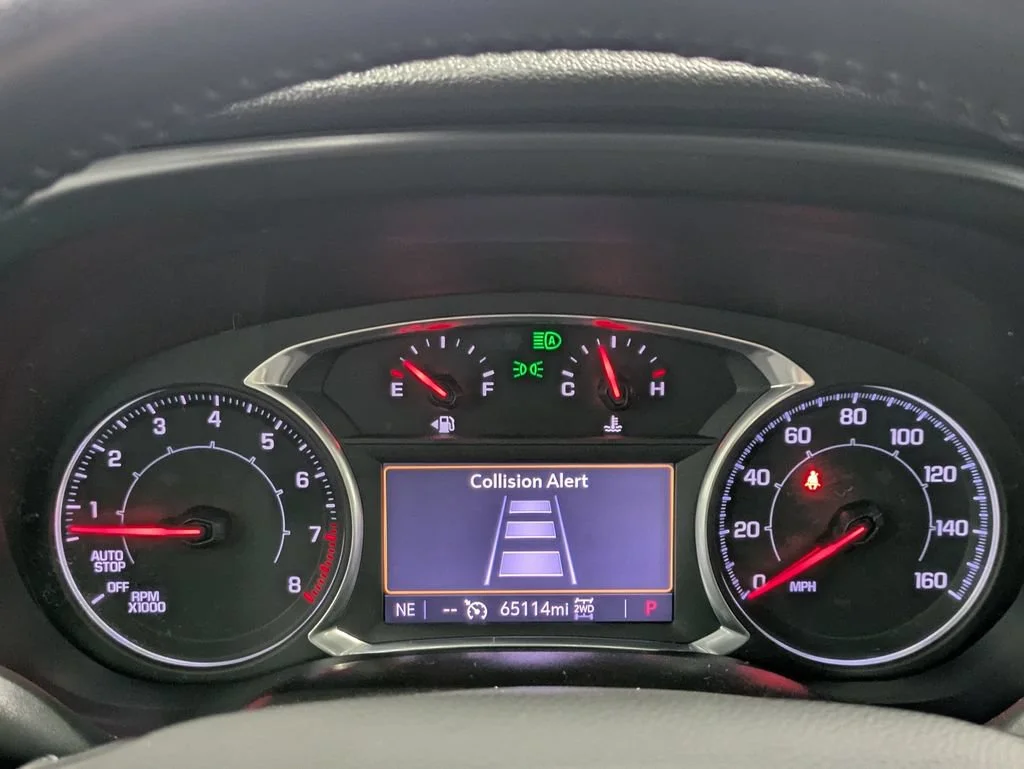 Used 2021 RED MAHOGANY METALLIC GMC AT4 image 26