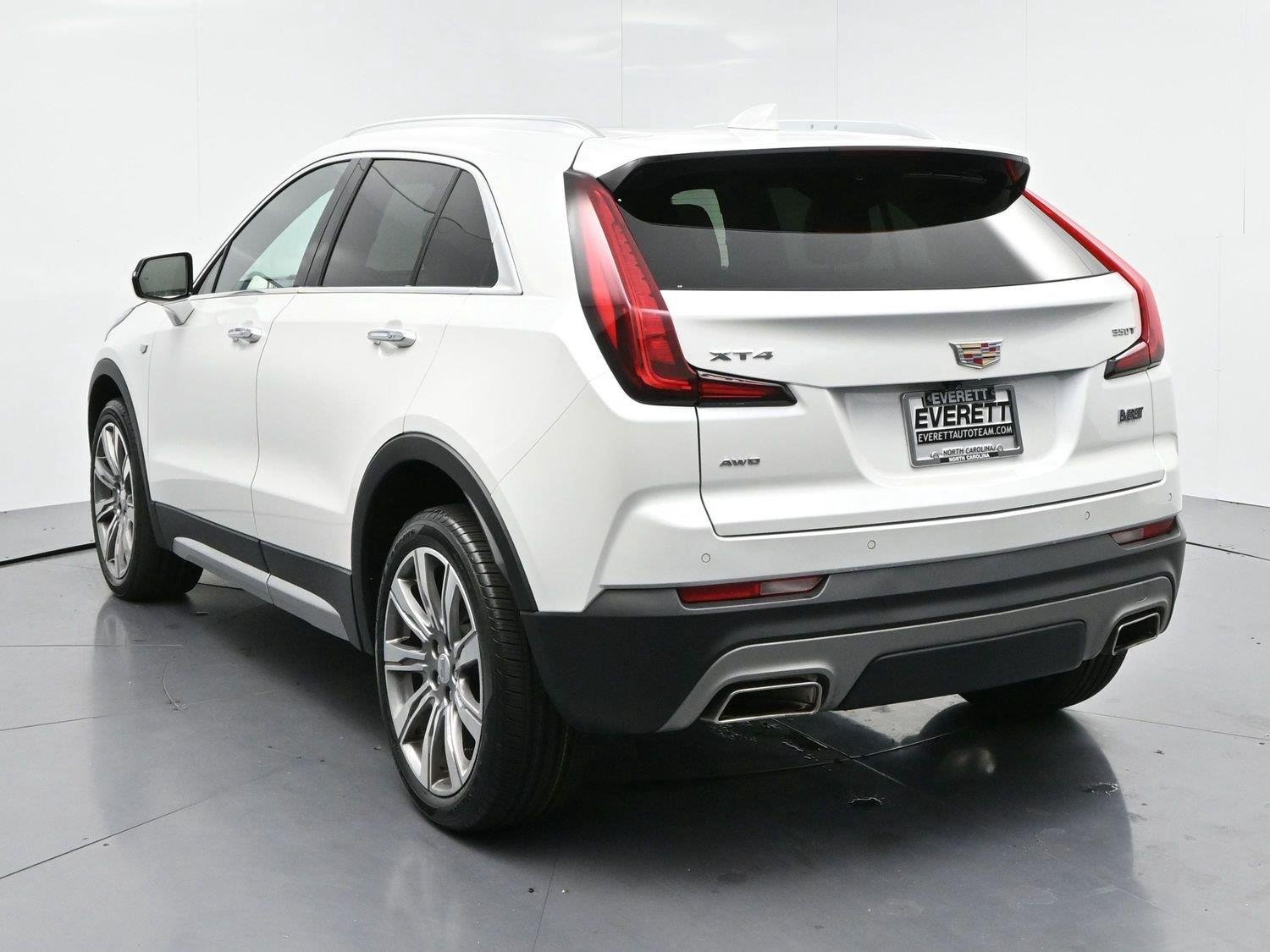 Used 2023 CRYSTAL WHITE TRICOAT Cadillac AWD Premium Luxury image 6