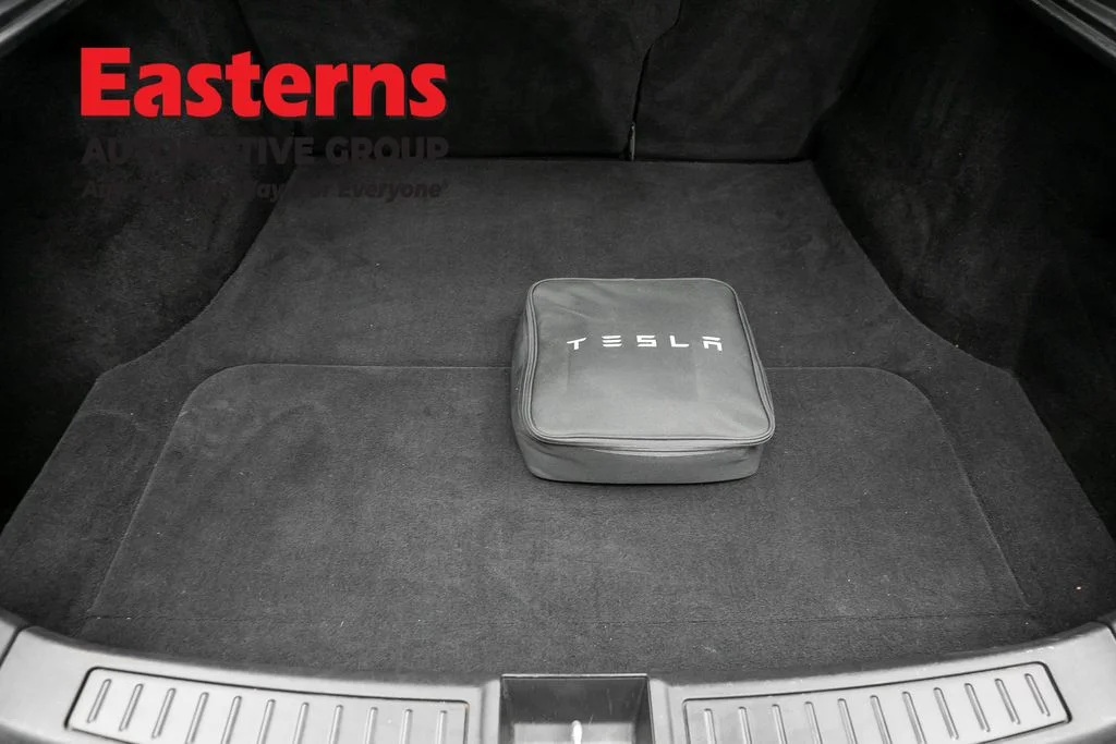 Used 2019 Black Tesla 75D image 9