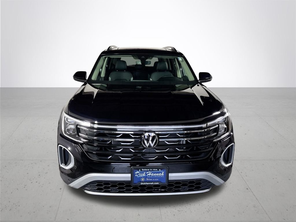 New 2026 Deep Black Pearl Volkswagen Peak Edition image 3