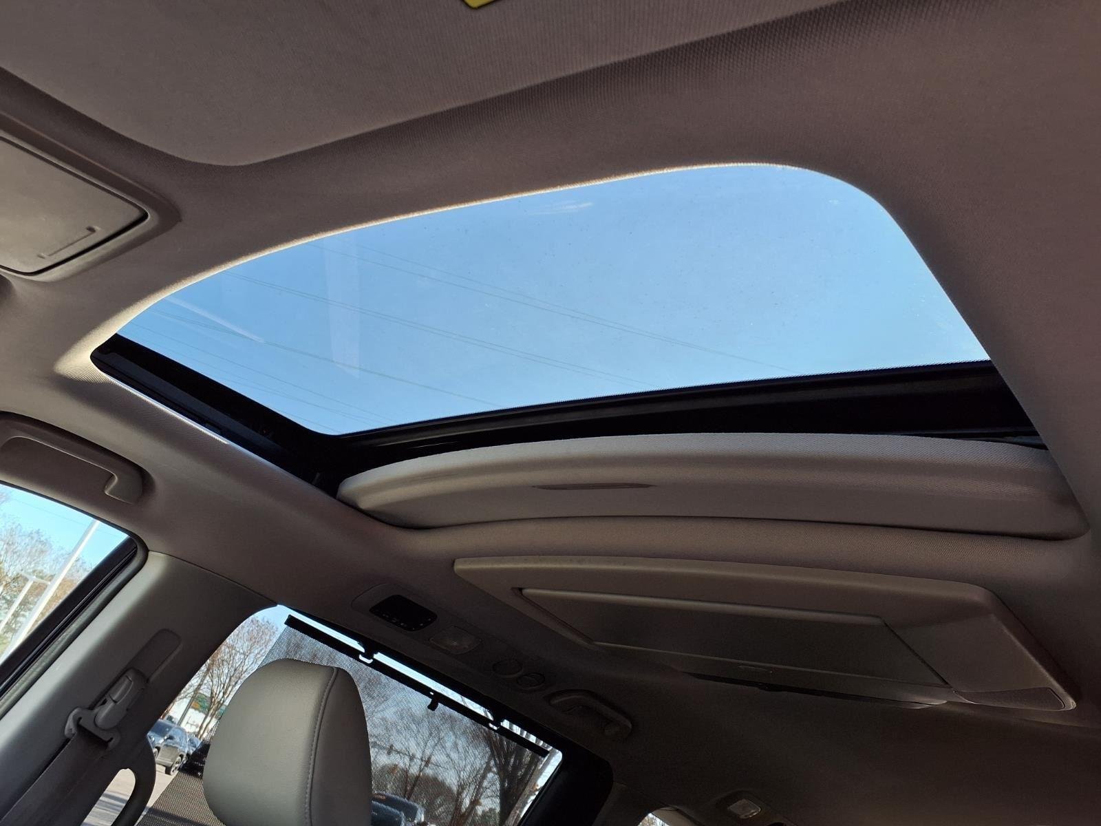 Used 2015  Honda  image 8