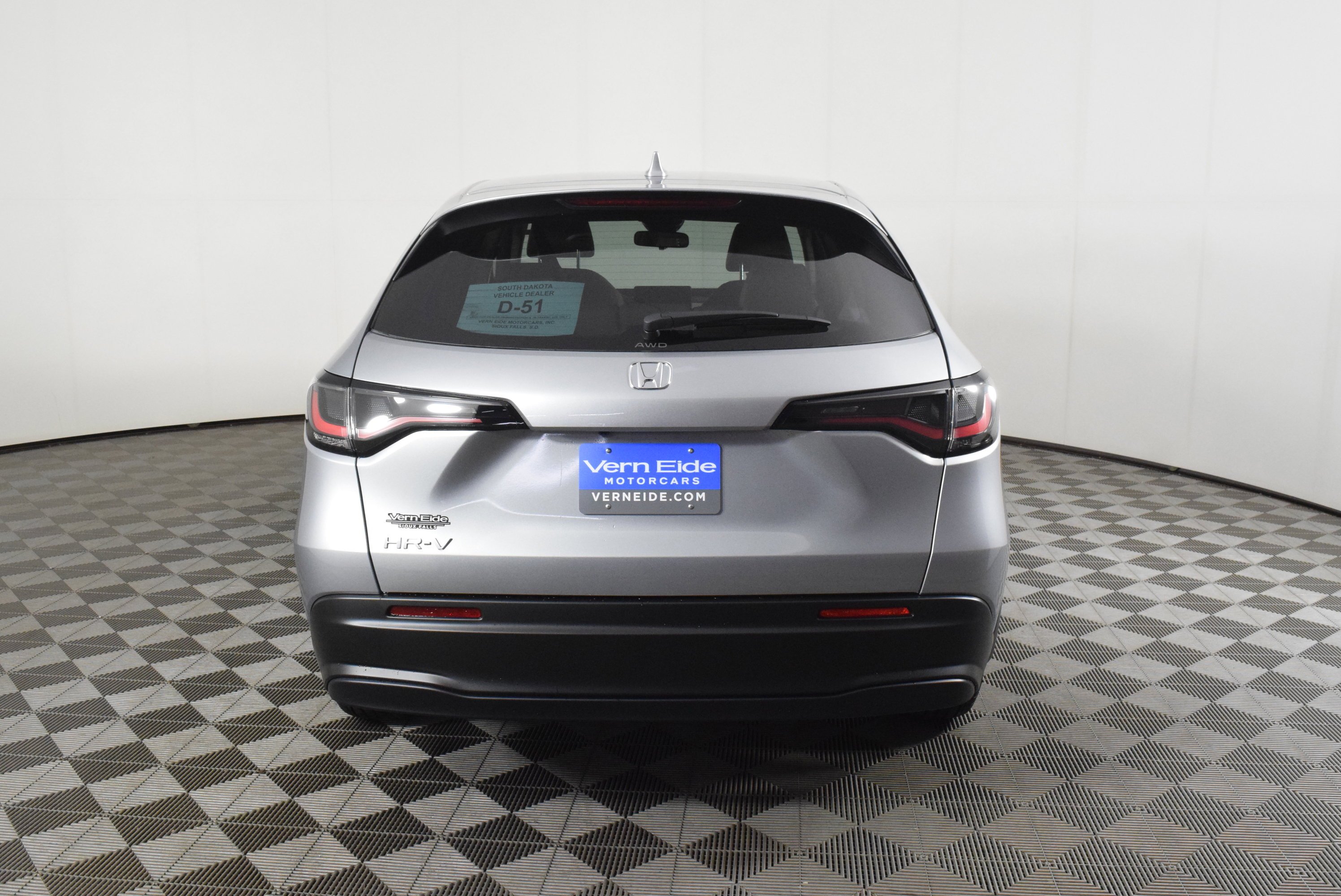 New 2027 Solar Silver Metallic Honda LX image 7