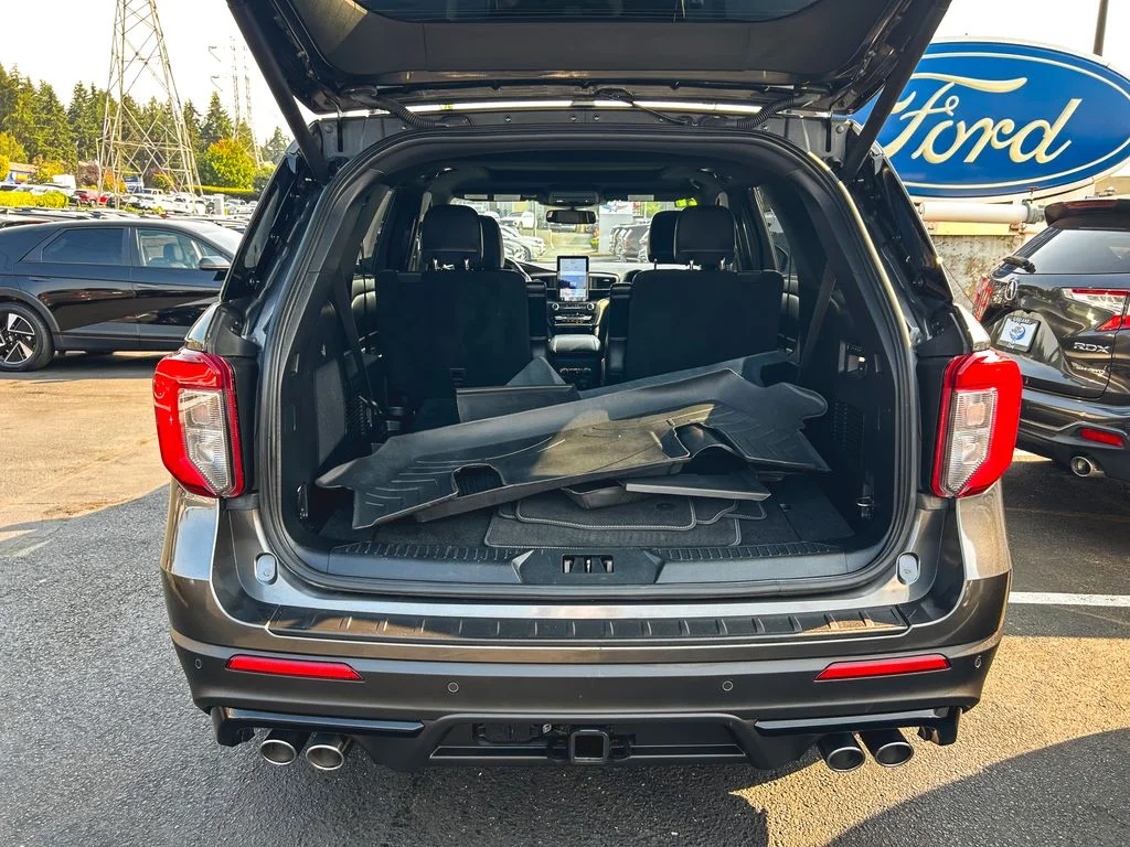 Used 2020 Magnetic Metallic Ford ST image 10