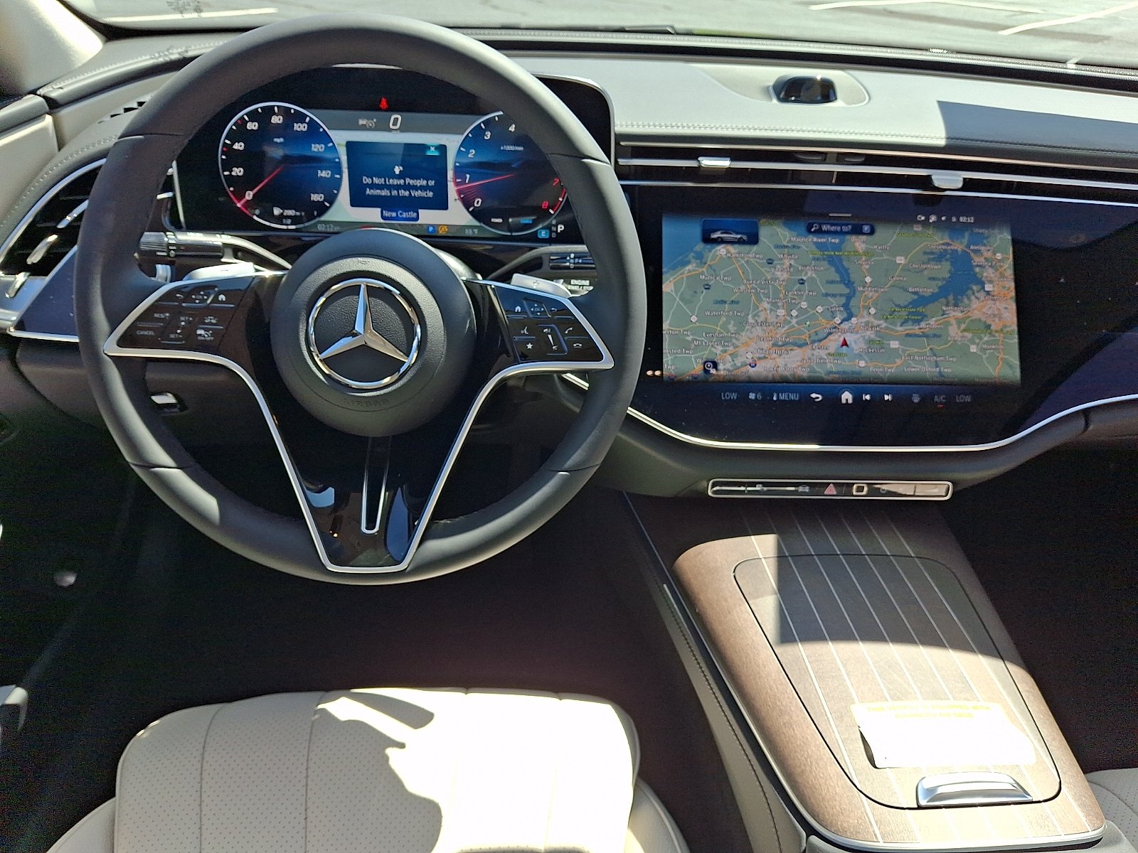 New 2027 Nautical Blue Metallic Mercedes-Benz E 350 image 9