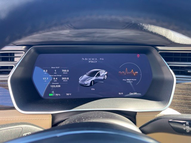 Used 2016 Midnight Silver Metallic Tesla 75D image 9