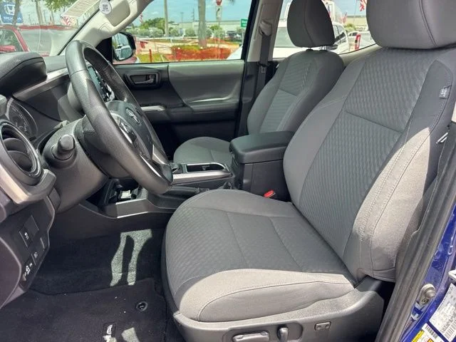 Used 2023 Blue Toyota SR5 image 17