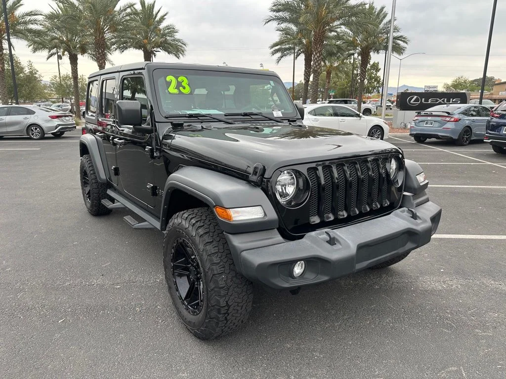Used 2023 Black Jeep Sport S image 19