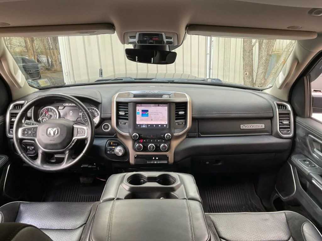 Used 2022 Blue Ram Laramie image 18