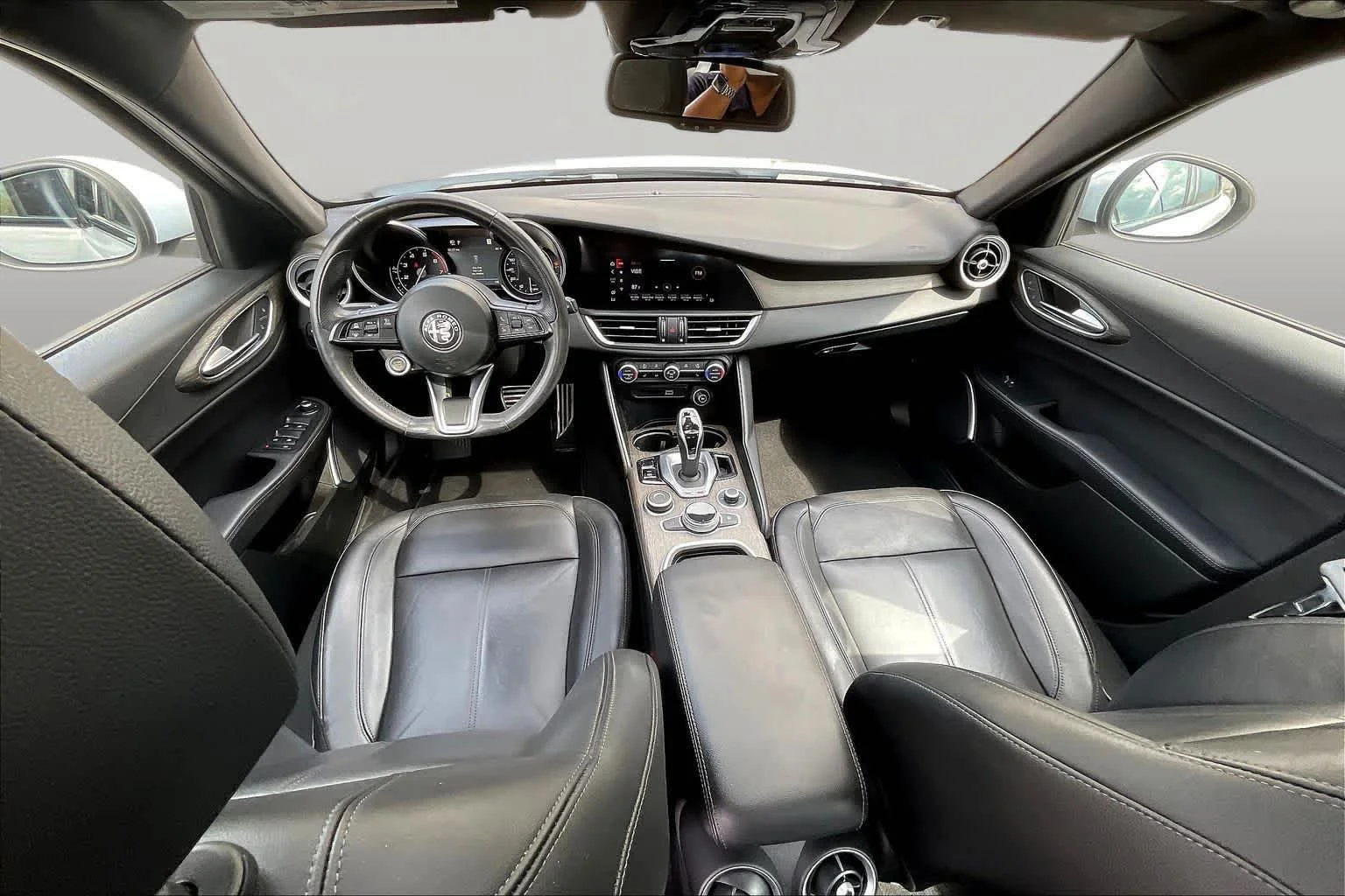 Used 2023 Moonlight Gray Metallic Alfa Romeo Ti image 15