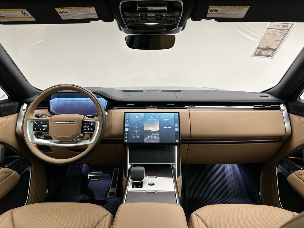 New 2026 Belgravia Green Land Rover SE image 8