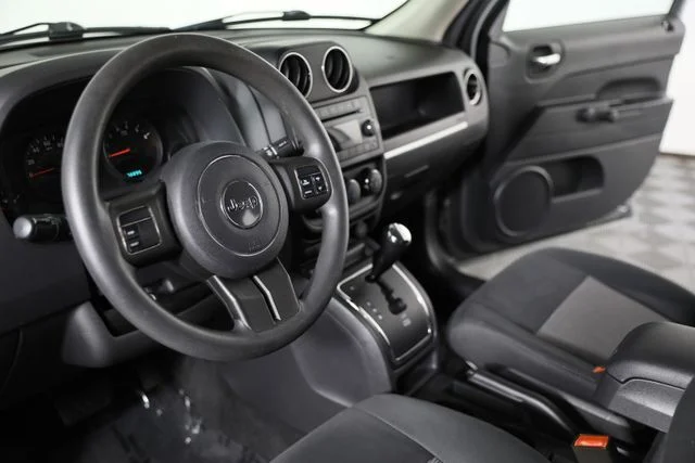 Used 2011 Gray Jeep Sport image 9