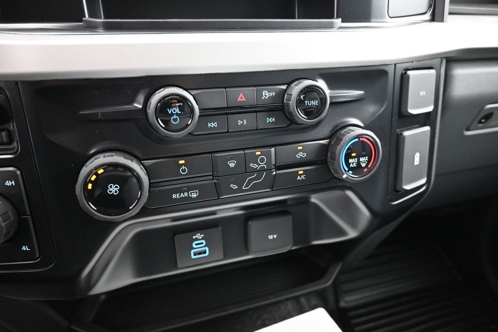New 2026 Oxford White Ford XL image 14