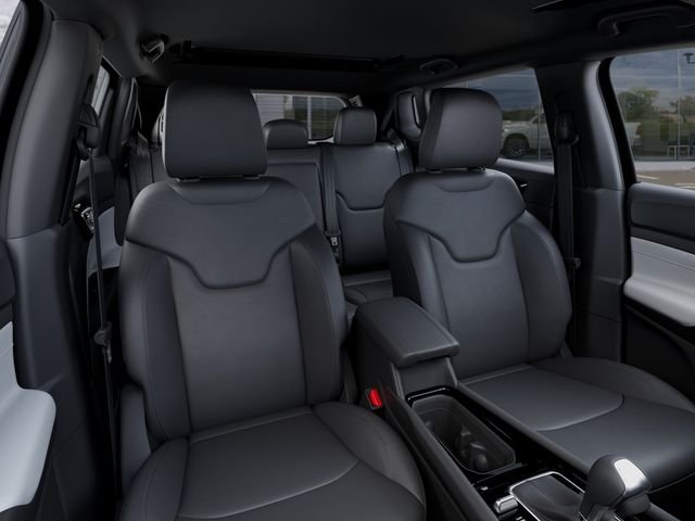 New 2026 Bright White Clear-Coat Exterior Paint Jeep Limited image 16