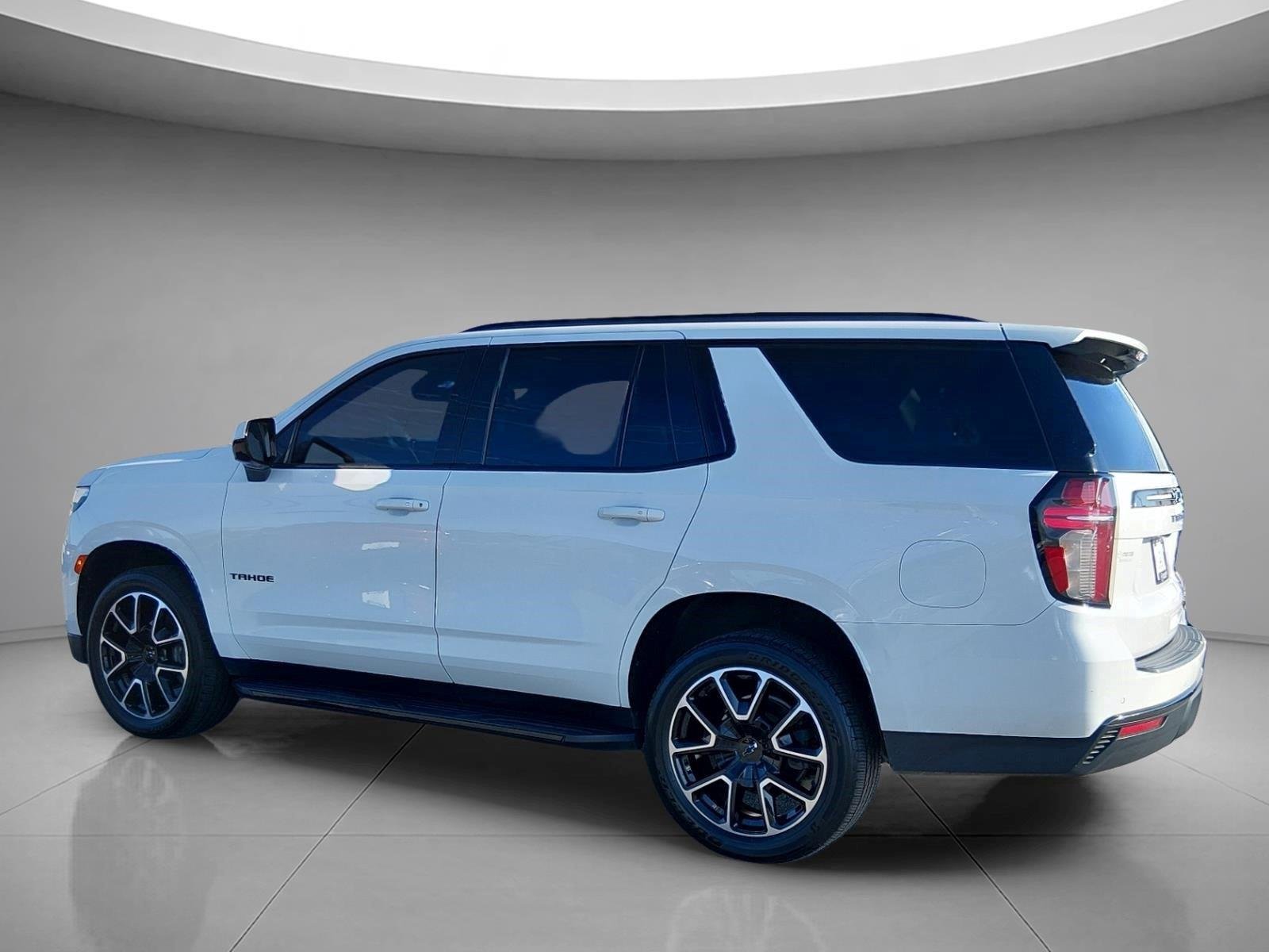 Used 2021 Summit White Chevrolet RST image 3