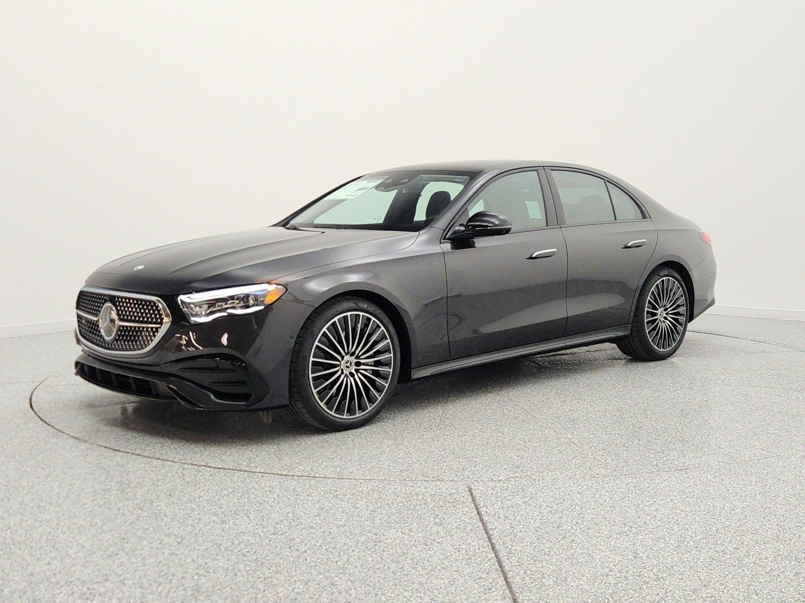 2026 Mercedes-Benz E-Class E450 4MATIC's photo