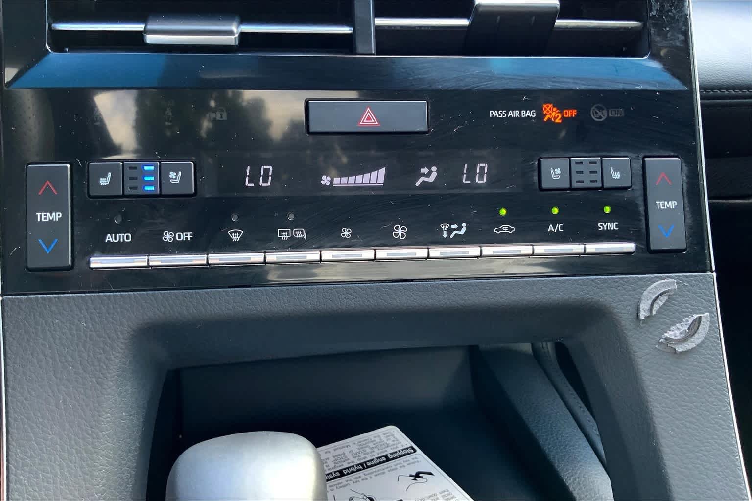 Used 2019 Wind Chill Pearl Toyota Touring image 34
