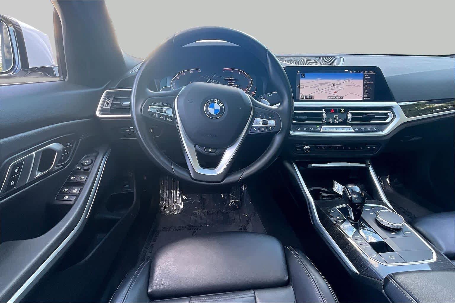 Used 2019 Alpine White BMW 330i xDrive image 5