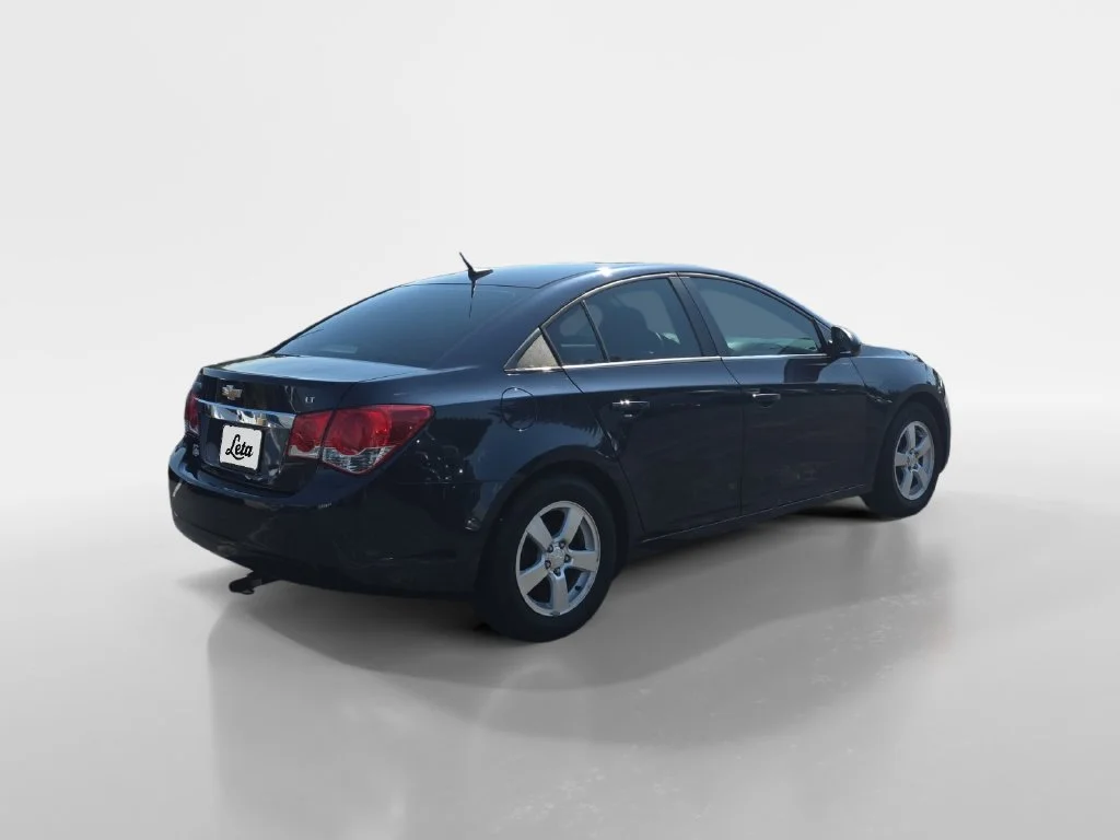 Used 2014 Blue Ray Metallic Chevrolet 1LT image 4