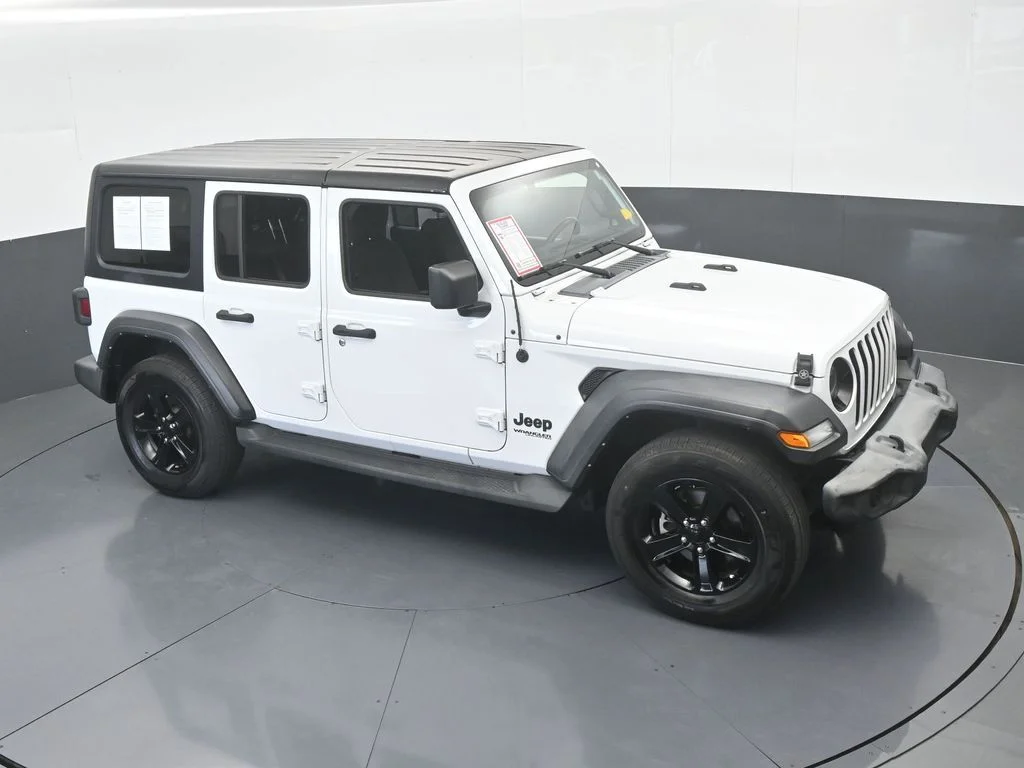 Used 2022 Bright White Clearcoat Jeep Unlimited Sport Altitude image 56