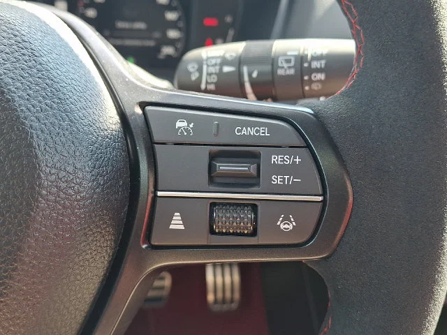 Used 2025 Boost Blue Pearl Honda  image 21