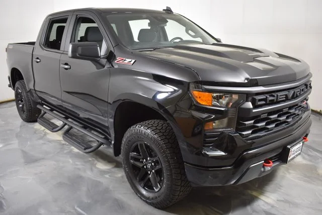 Used 2024 Black Chevrolet Custom Trail Boss image 12